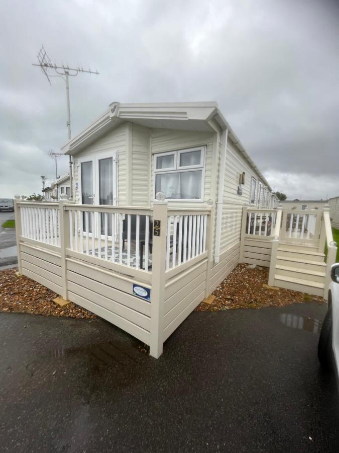 Hotel Sky By The Sea Whitstable Esterno foto
